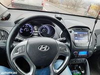 second-hand Hyundai ix35 2.0 CRDI 4WD Automatik Luxury