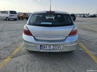 Second-hand Opel Astra 126 CP (92 kW) 2004 Gri Hatchback