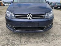 Second-hand VW Sharan Life 140 CP (102 kW) 2014 Albastru Monovolum