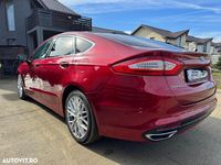 Second-hand Ford Mondeo Titanium 180 CP (132 kW) 2016 Culoarerosu Berlinǎ