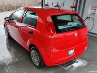 second-hand Fiat Grande Punto 1.4 benzină 77 CP Euro 4 AC geamuri electrice față cauciucuri vara iarna altele
