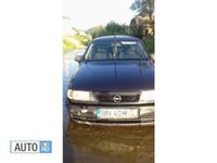 Second-hand Opel Vectra 69 CP (50 kW) 1994 Verde Break