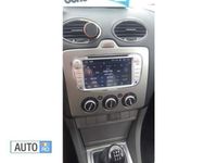 Second-hand Ford Focus 90 CP (66 kW) 2011 Albastru marin Hatchback