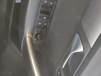 Second-hand VW Passat 140 CP (102 kW) 2011 Gri Break