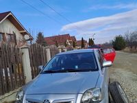 second-hand Toyota Avensis 1.6 Sedan Luna