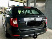 Second-hand Skoda Superb Elegance 160 CP (117 kW) 2011 Culoarenegru Break