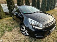 Second-hand Kia Rio 75 CP (55 kW) 2012 Culoarenegru Hatchback