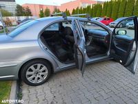 Second-hand Toyota Avensis Comfort 126 CP (92 kW) 2008 Culoaregri Berlinǎ