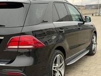 Second-hand Mercedes GLE350 AMG line 258 CP (189 kW) 2016 Culoarenegru SUV