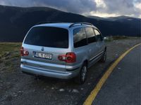 Second-hand VW Sharan 116 CP (85 kW) 2007 Gri Monovolum