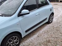 Second-hand Renault Twingo LIMITED 73 CP (53 kW) 2020 Culoarealbastru Hatchback