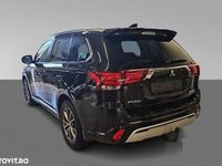 Second-hand Mitsubishi Outlander P-HEV Invite 135 CP (99 kW) 2019 Culoarenegru SUV