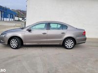 Second-hand VW Passat Comfortline 122 CP (89 kW) 2011 Culoaremaro Berlinǎ