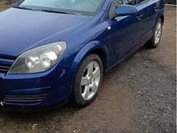 Second-hand Opel Astra 105 CP (77 kW) 2004 Albastru Berlinǎ