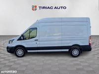 Second-hand Ford Transit Trend 170 CP (125 kW) 2021 Culoarealb Monovolum