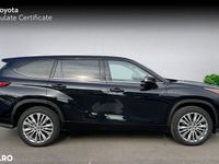 second-hand Toyota Highlander 2.5 L Hybrid Dynamic Force 248CP Exclusiive Metallic