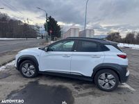 Second-hand Hyundai Kona Premium 150 kW (204 CP) 2020 Culoarealb SUV