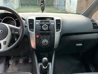 Second-hand Kia Venga 55 CP (40 kW) 2011 Rosu Hatchback