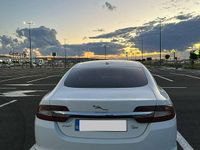 Second-hand Jaguar XF Luxury 190 CP (139 kW) 2012 Culoarealb Berlinǎ