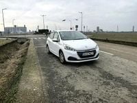 Second-hand Peugeot 208 82 CP (60 kW) 2016 Alb Hatchback