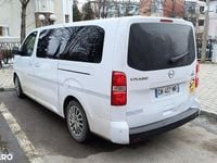 Second-hand Opel Vivaro 180 CP (132 kW) 2023 Culoarealb Monovolum