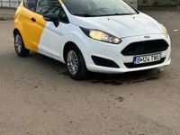 Second-hand Ford Fiesta 95 CP (69 kW) 2016 Alb Coupe