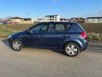 Second-hand Kia Ceed 109 CP (80 kW) 2008 Albastru Hatchback
