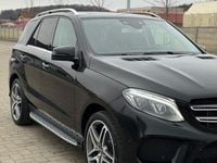 Second-hand Mercedes GLE350 AMG line 258 CP (189 kW) 2016 Culoarenegru SUV