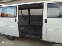 second-hand VW Caravelle T4