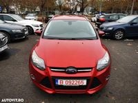 Second-hand Ford Focus Titanium 125 CP (91 kW) 2012 Culoarerosu Break