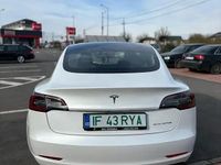 Second-hand Tesla Model 3 365 kW (497 CP) 2019 Alb Berlinǎ