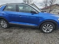 Second-hand VW T-Roc 150 CP (110 kW) 2018 Albastru SUV
