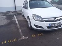 Second-hand Opel Astra 105 CP (77 kW) 2011 Berlinǎ
