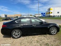 second-hand Infiniti M35 