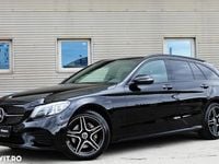 Second-hand Mercedes C220 AMG line 194 CP (142 kW) 2019 Culoarenegru Break