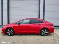 Second-hand Toyota Corolla 140 CP (102 kW) 2024 Culoarerosu Berlinǎ