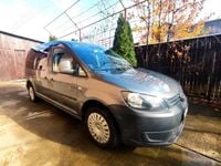 Second-hand VW Caddy 102 CP (75 kW) 2014 Gri Monovolum