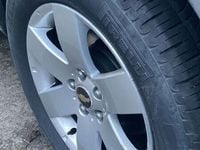 Second-hand Chevrolet Captiva 140 CP (102 kW) 2007 Verde SUV