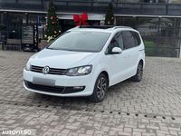 Second-hand VW Sharan Highline 150 CP (110 kW) 2019 Culoarealb Monovolum