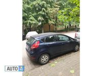 Second-hand Ford Fiesta 60 CP (44 kW) 2012 Albastru Hatchback