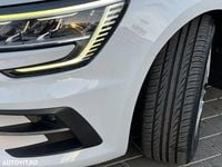 Second-hand Renault Mégane IV Intens 116 CP (85 kW) 2021 Culoarealb Hatchback