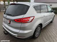 Second-hand Ford S-MAX Titanium 190 CP (139 kW) 2019 Culoareargint Monovolum