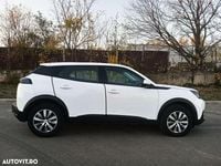 Second-hand Peugeot 2008 Active 100 CP (73 kW) 2020 Culoarealb SUV