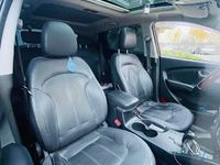 Second-hand Hyundai ix35 184 CP (135 kW) 2011 Negru SUV