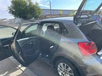 Second-hand VW Polo 90 CP (66 kW) 2015 Gri Hatchback