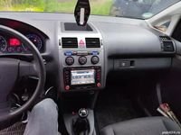 Second-hand VW Touran 140 CP (102 kW) 2009 Monovolum