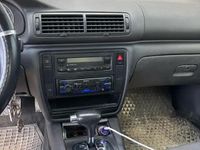 Second-hand VW Passat 131 CP (96 kW) 2004 Gri Break