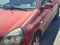 Second-hand Renault Clio II 65 CP (47 kW) 2006 Culoarerosu Berlinǎ