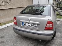 Second-hand Skoda Octavia Tour 101 CP (74 kW) 2009 Bej Berlinǎ