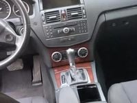 Second-hand Mercedes C220 170 CP (125 kW) 2008 Berlinǎ